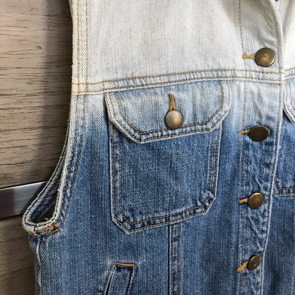 Forever 21 Ombré Denim - Picture 2 of 8